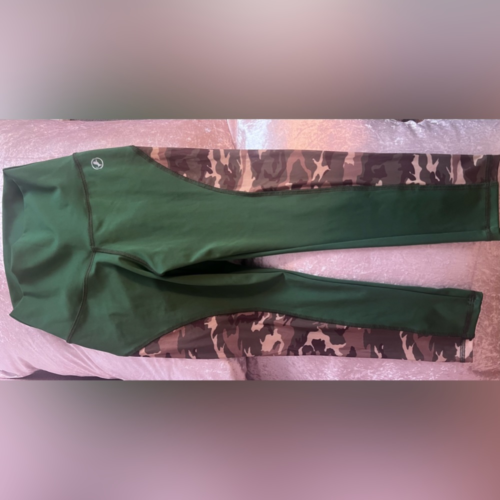 Capri green and camo leggings with mesh sides